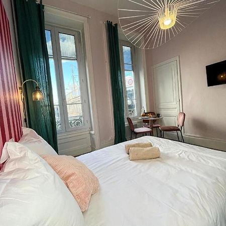 Suite Whitney Lione Esterno foto